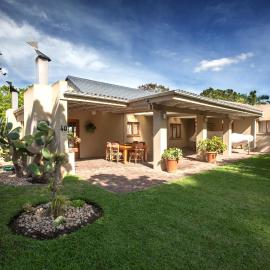 Chalet 40 Plettenberg Bay A tranquil location with beach access in large grounds ideal for families