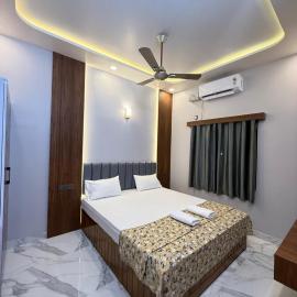 Flemwyn Homestay, khách sạn ở Kāsarkod