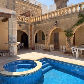 Stella & Stone Guesthouse, hotel em Gharb