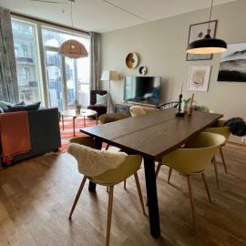 Svolvær, Lofoten, modern apartment and northern lights