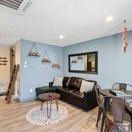 Modern Pet-Friendly Cottage - Graystone Retreat, hotel u gradu Preskot