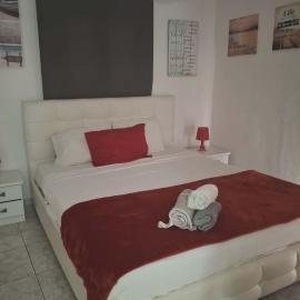 Elounda Apartments by The Sea