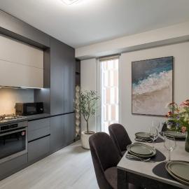 Toro Center Chisinau - Premium 1,5BR Apartment with Balcony Gym Mall Access & 2,2 Gbps WiFi - GrandStay md