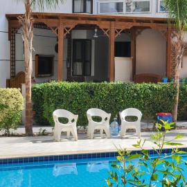 Porto said بورتوسعيد شاليه غرفه وصاله ارضى للاسر فقط, hotel din Port Said
