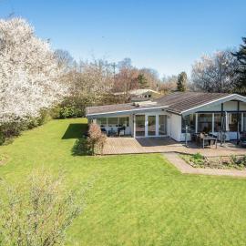 6 person holiday home in Sydals-By Traum, hotel a Sønderby