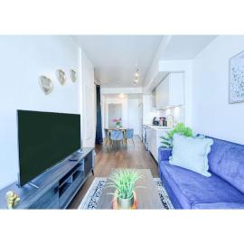 StayToronto - The Cozy Flex 1BR and Den Suite - Prime Location