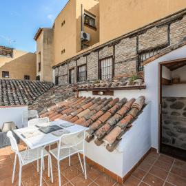 Stay in the Heart of Toledo