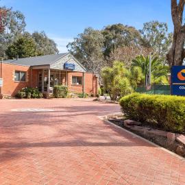 Comfort Inn Coach & Bushmans, hotel u gradu Seymour