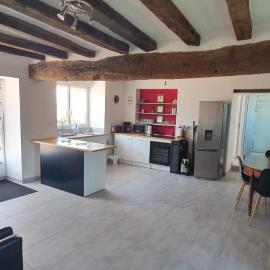 Location maison en Anjou, hotel u gradu Fontaine-Guérin