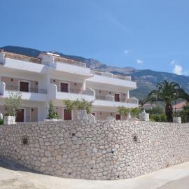 Ocean Front Studios 77: Lourdhata şehrinde bir otel