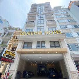 Queenie Hotel