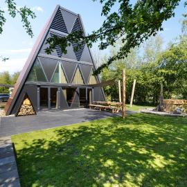 Villa Roos - new cozy location with hottub