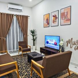 Homestay Seri Damai, hotel v destinaci Juasseh