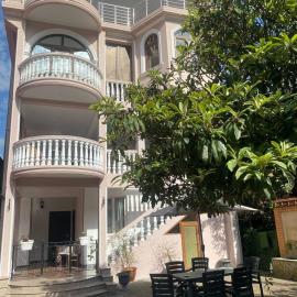 "Ламази"Домашняя гостиница – hotel w Kobuleti