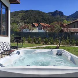 "Goritsa" Guest House , Къща за Гости "Горица", hotel in Ovchartsi