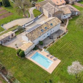 Villa nest