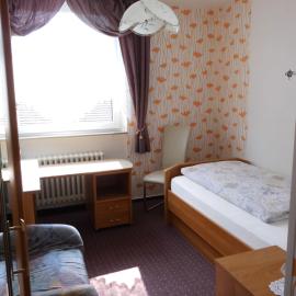 Hotel Garni am Heuberg, hotel Eschwegében