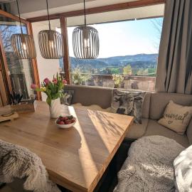 Ferienwohnung Bergzauber im Ferienpark Oberallgäu- Pool- Sauna- Bikepark- Skilift- Loipe- Wanderwege- stilvoll und kinderfreundlich, hotel in Missen-Wilhams