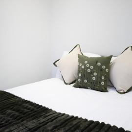 Luxury 4-Bed Terrace - 5 mins from Reading Station