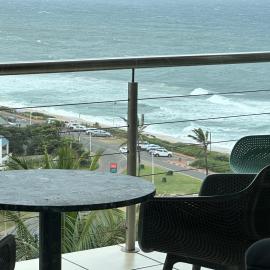 Umdloti Holiday Resort Apartment 514 - Amazing Breaker & Ocean Views