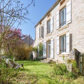 Le Havre de Massangis - Charmante maison familiale, hotel u gradu Massangis