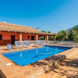 Los Llanos Nigüelas by Ruralidays, hotel u gradu Nigüelas