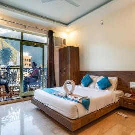 Hotel Pride Inn by Maps Hospitality - Near to Lakshman Jhula & Ghat