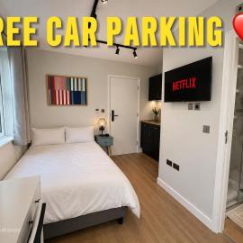 Unique Studio in the Heart of Hounslow!, hotel i Hounslow