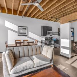 Brand New Downtown Condo Next to Bremerton Ferry, Hotel in Bremerton
