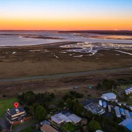 Spacious Gracious & Luxurious Retreat, hotel in Westport