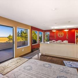 Spacious Gracious & Luxurious Retreat