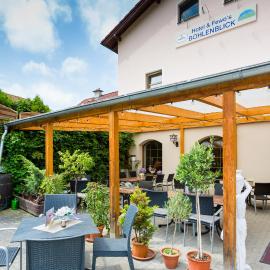 Hotel & Ferienwohnungen Bohlenblick, hotel en Saalfeld
