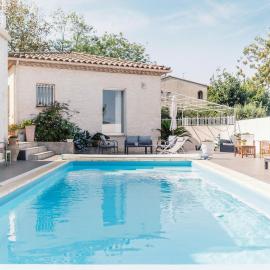 Villa Belle-Vue, hotel i Boujan-sur-Libron
