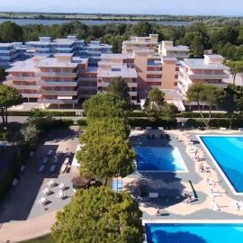 Piscina, Parcheggio, Campi sportivi - Valbella 12