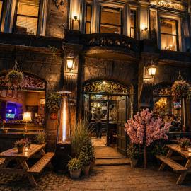 The Kings Arms Hotel, Ulverston, hotel sa Ulverston