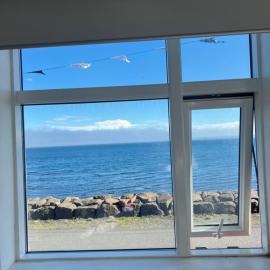 Summerhouse by the ocean，Drangsnes的飯店