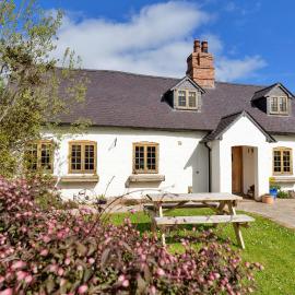 Finest Retreats - Waen Farm Cottage, hotel v destinaci St Asaph