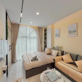 The Little Hanoi - Elegant Apartment - Center, hotel in Hanoi