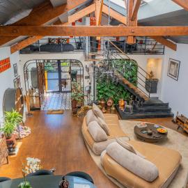 Loft Sanctuary of Hermes, hotel di Suresnes