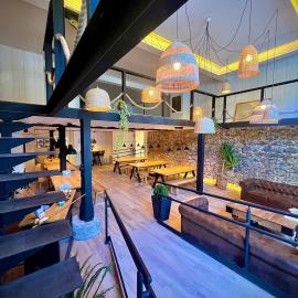 Bajamar hostel, hotel in Laredo