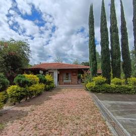 Casa vacacional Ideal para familias o amigos, hotelli kohteessa Valladolid