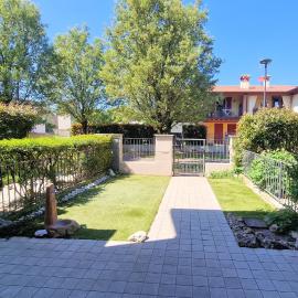 Appartamento con giardino in Franciacorta, hotel en Coccaglio