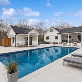 US Open Luxury Retreat - Heated Pool - 10 Min to Shinnecock Golf Course, hotel sa Hampton Bays
