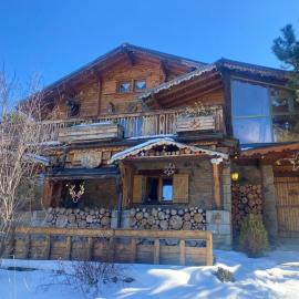 Chalet à Matemale Vue Lac et Bain Nordique