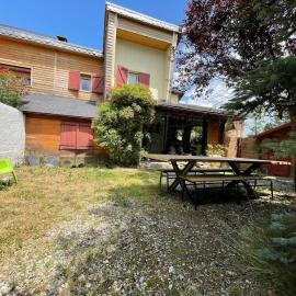 Garden Lodge Formiguères, hotel a Formiguères