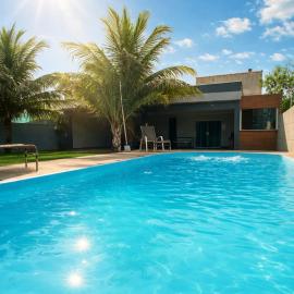 Casa para temporada Diversão e sossego PRÓXIMA A PRAIA, hotel in Rio das Ostras