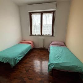 Appartamento zona residenziale, khách sạn ở Rozzano