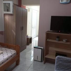 Cozy Single Studio Apartment - 22, Hotel in Mytilini