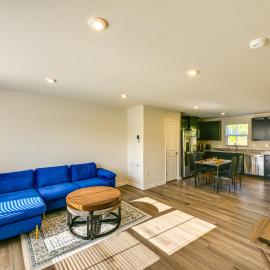 Relax Poolside! Retreat 9 Mi to Rehoboth Beach, ξενοδοχείο σε Lewes
