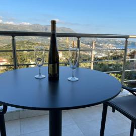 Irene's rooms, hotel a Himare
